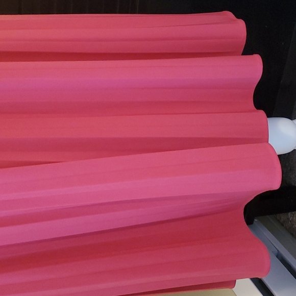 IVY BLU DRESS, size 10, rose, cap sleeve, v-neck, full pleated skirt, excellent. - Picture 10 of 11